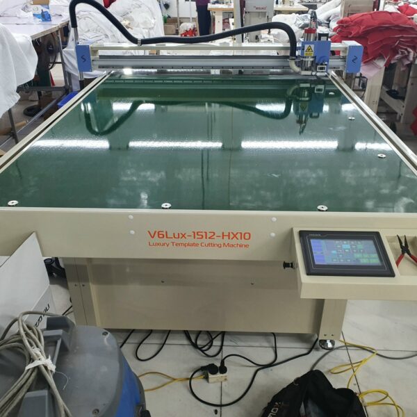 Máy cắt rập VSmartGarment V6LUX-1512-HX10